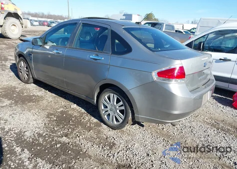 2008 Ford Focus Se/Ses z USA, uszkodzony, nr VIN 1FAHP35N08W228003